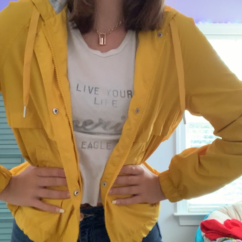 Yellow cropped windbreaker